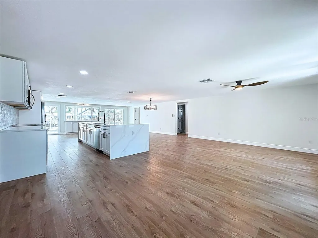5040 Glenn Drive New Port Richey FL 34652