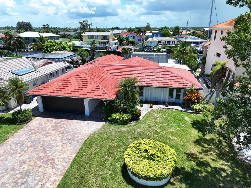 5040 Glenn Drive New Port Richey FL 34652