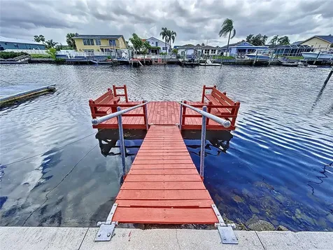 5040 Glenn Drive New Port Richey FL 34652
