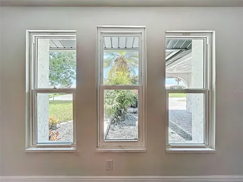 5040 Glenn Drive New Port Richey FL 34652