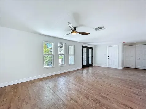 5040 Glenn Drive New Port Richey FL 34652