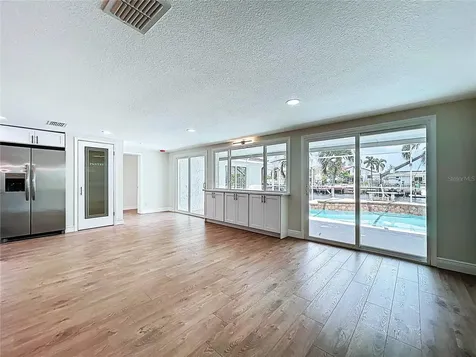 5040 Glenn Drive New Port Richey FL 34652