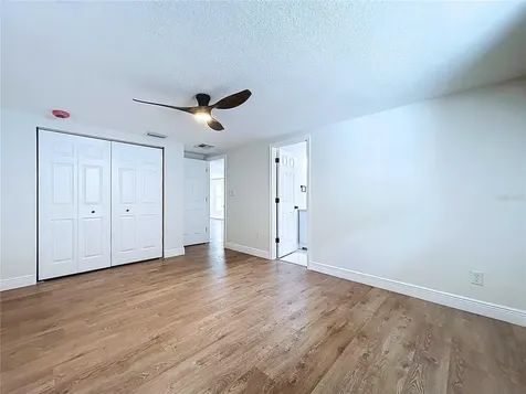 5040 Glenn Drive New Port Richey FL 34652