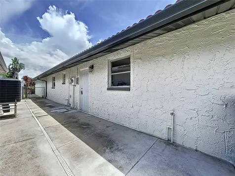 5040 Glenn Drive New Port Richey FL 34652