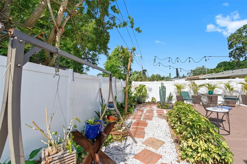 4244 Woodfield Avenue Holiday FL 34691