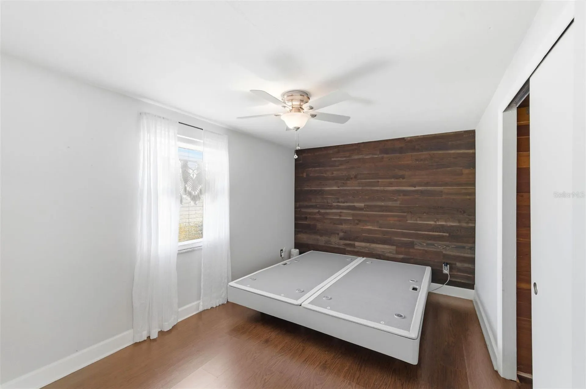 4244 Woodfield Avenue Holiday FL 34691