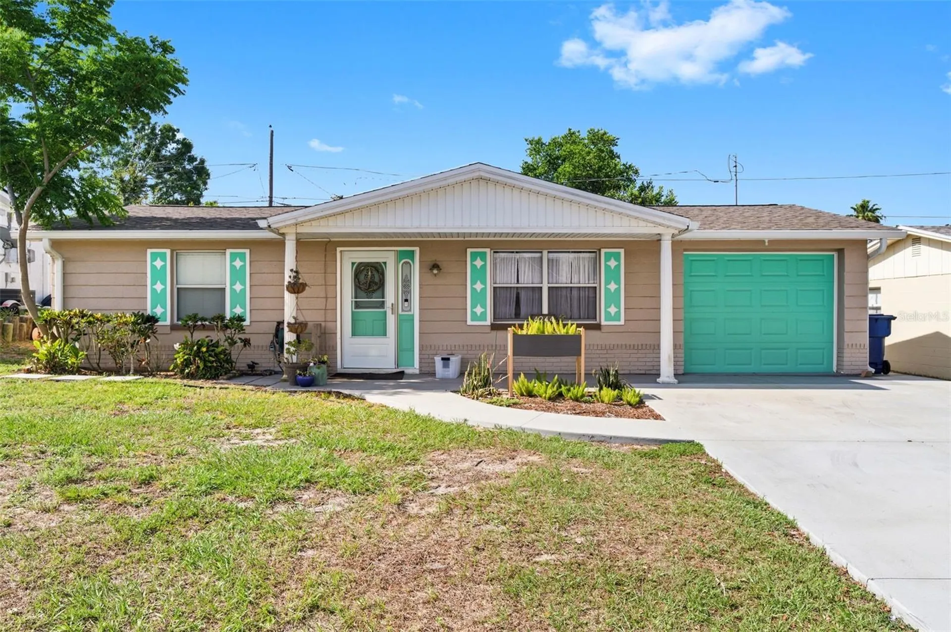 4244 Woodfield Avenue Holiday FL 34691