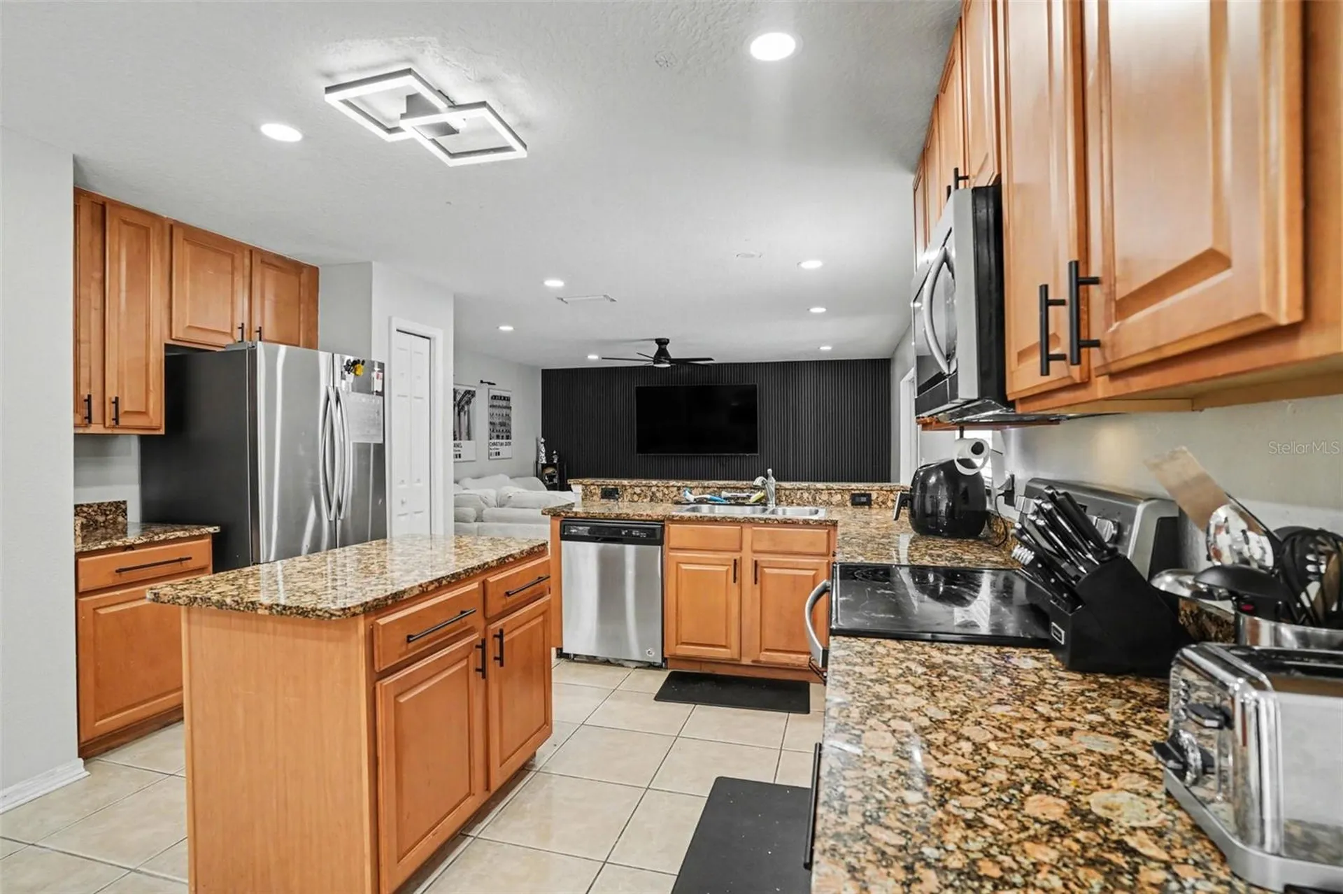 8105 River Mont Way Tampa FL 33637