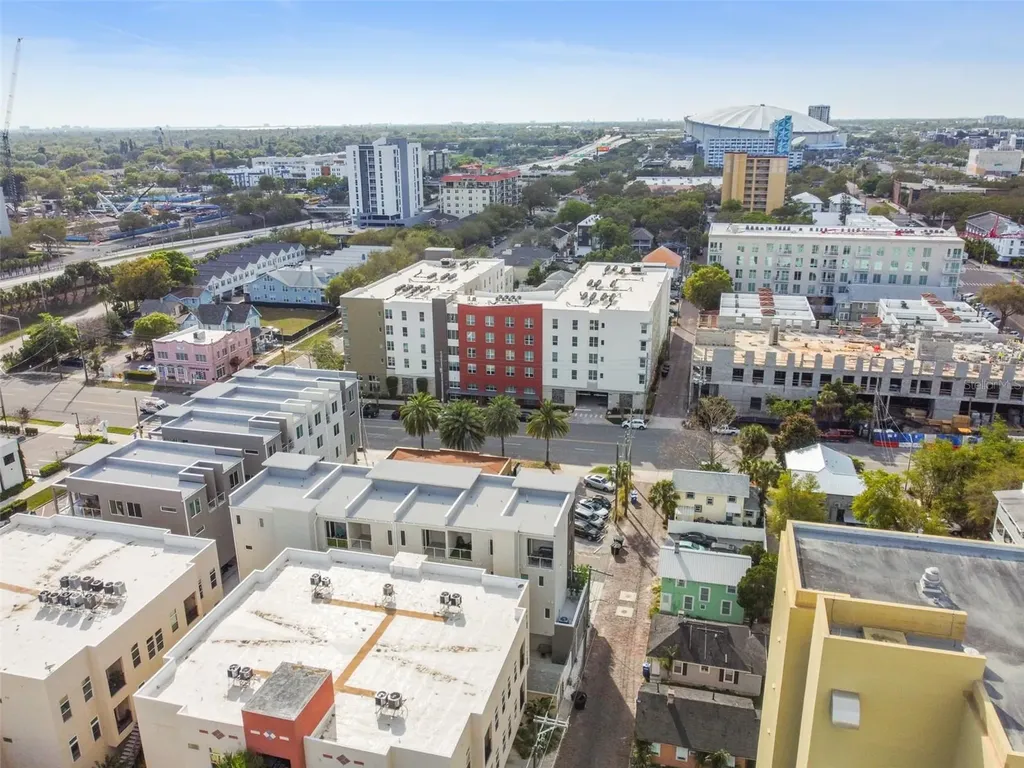 370 6th Street S St Petersburg FL 33701