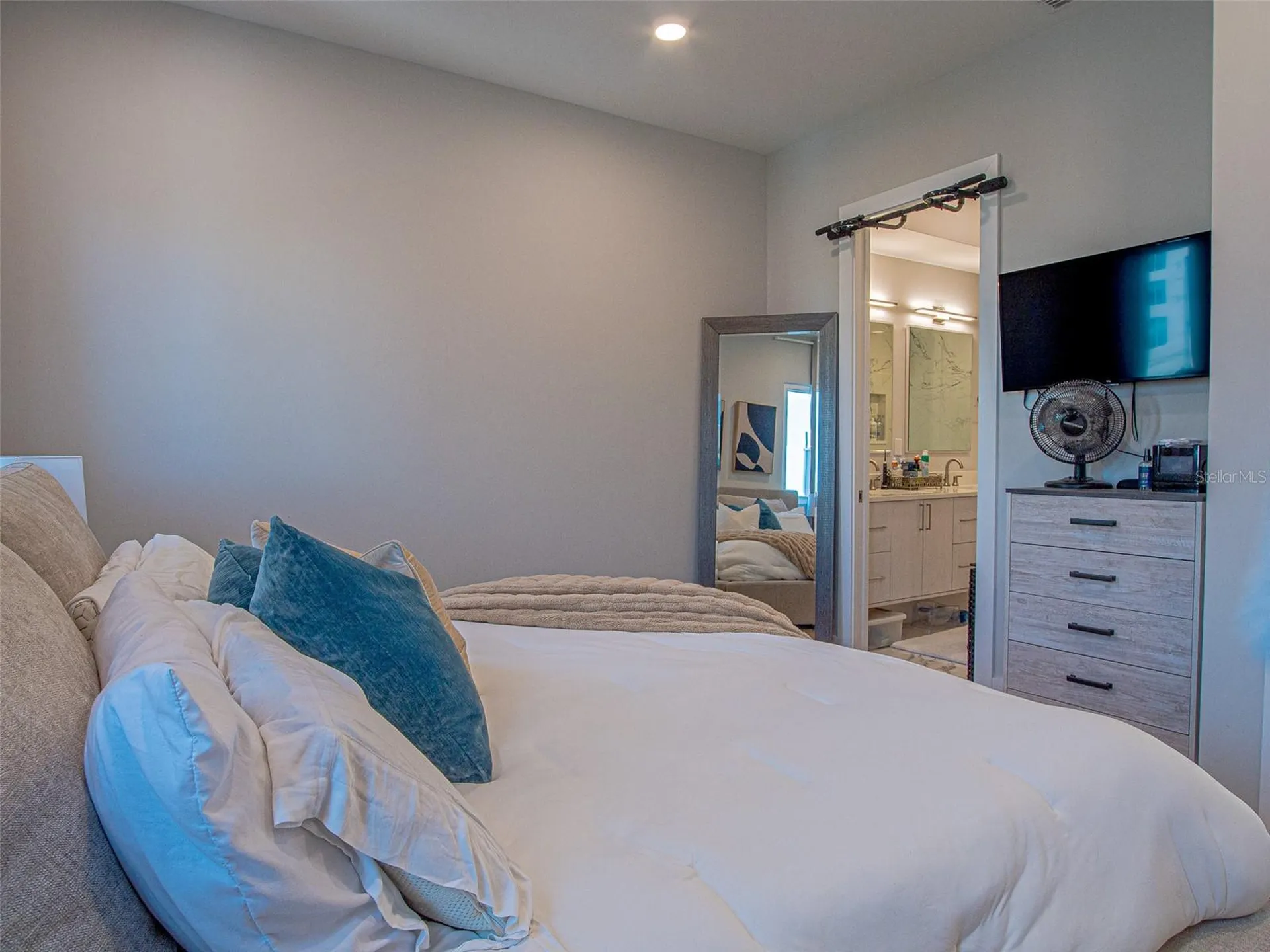 370 6th Street S St Petersburg FL 33701