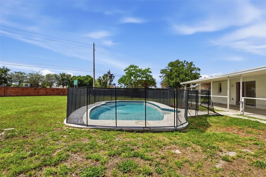 2762 Myakka Drive Orlando FL 32839