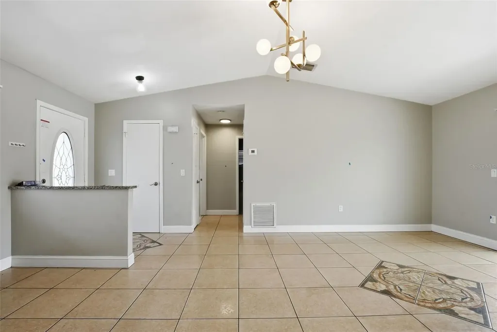 2762 Myakka Drive Orlando FL 32839