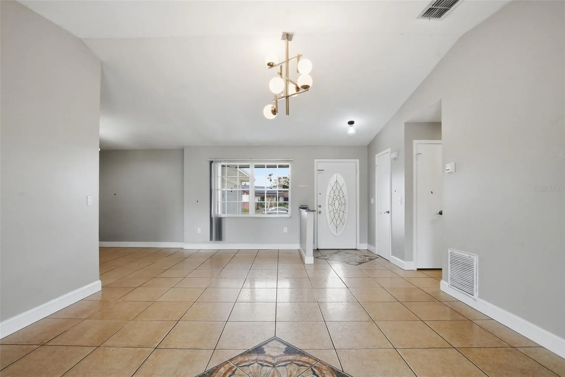 2762 Myakka Drive Orlando FL 32839