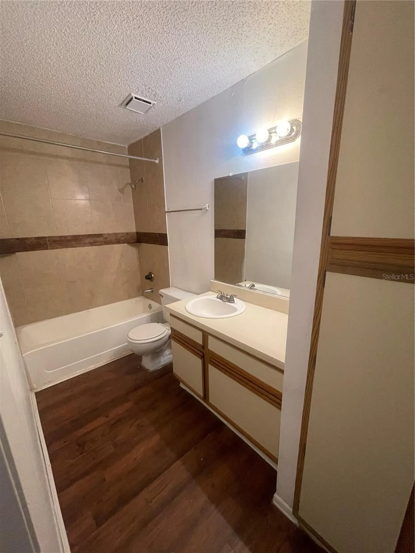 249 Afton Square Altamonte Springs FL 32714