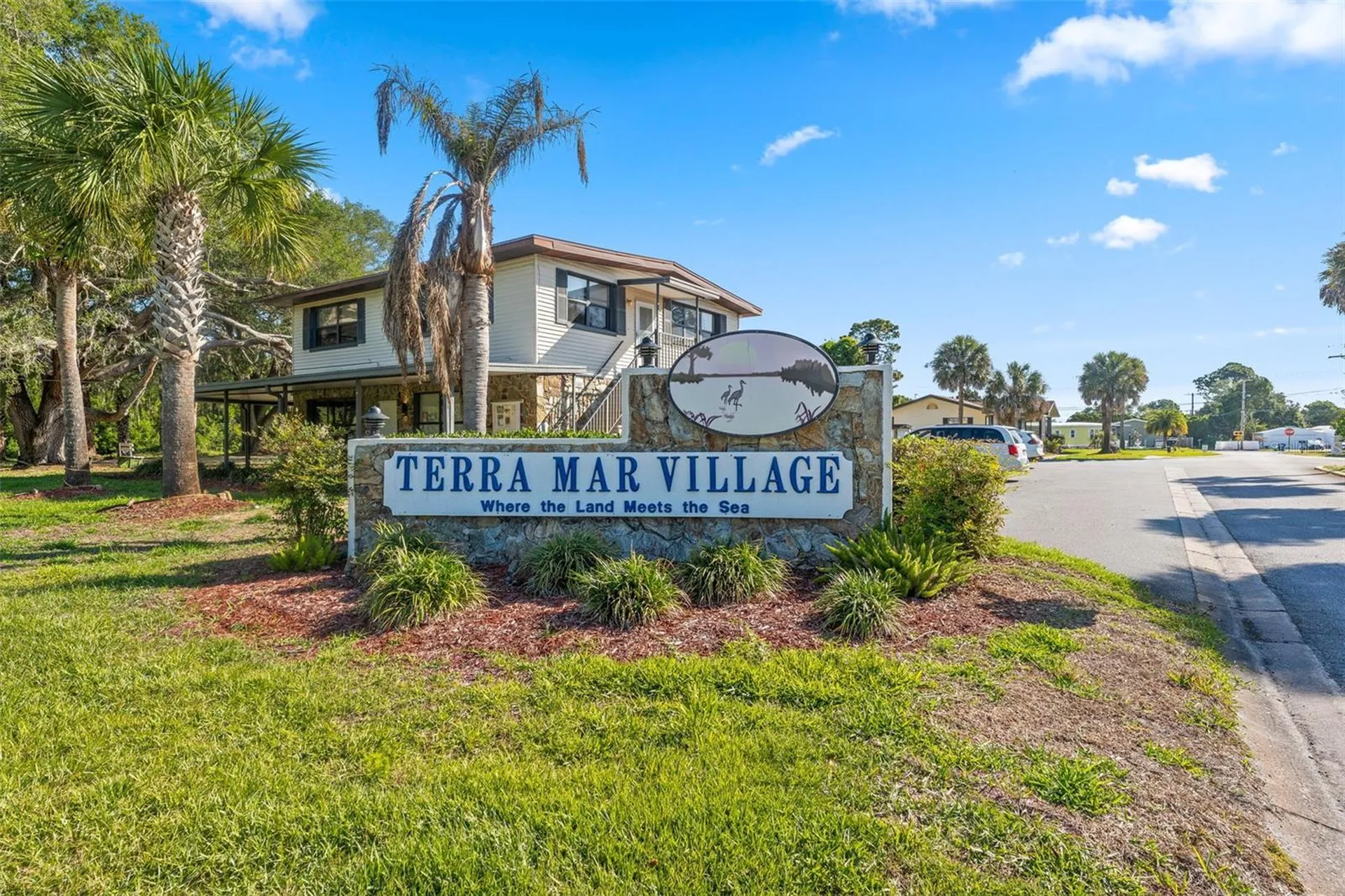 142 N Indian River Drive N Edgewater FL 32141
