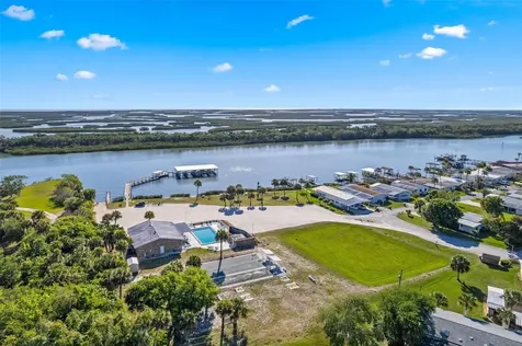 142 N Indian River Drive N Edgewater FL 32141