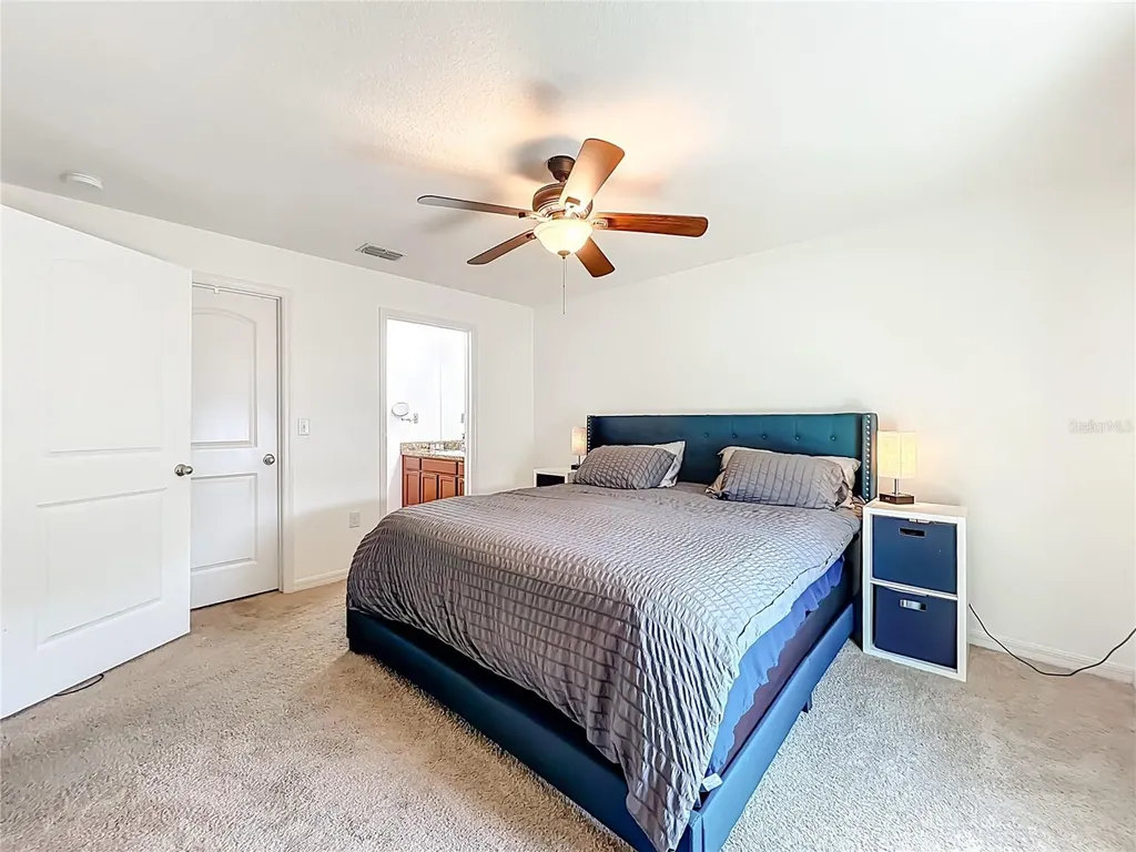 2395 Bracknell Forest Trail Tavares FL 32778
