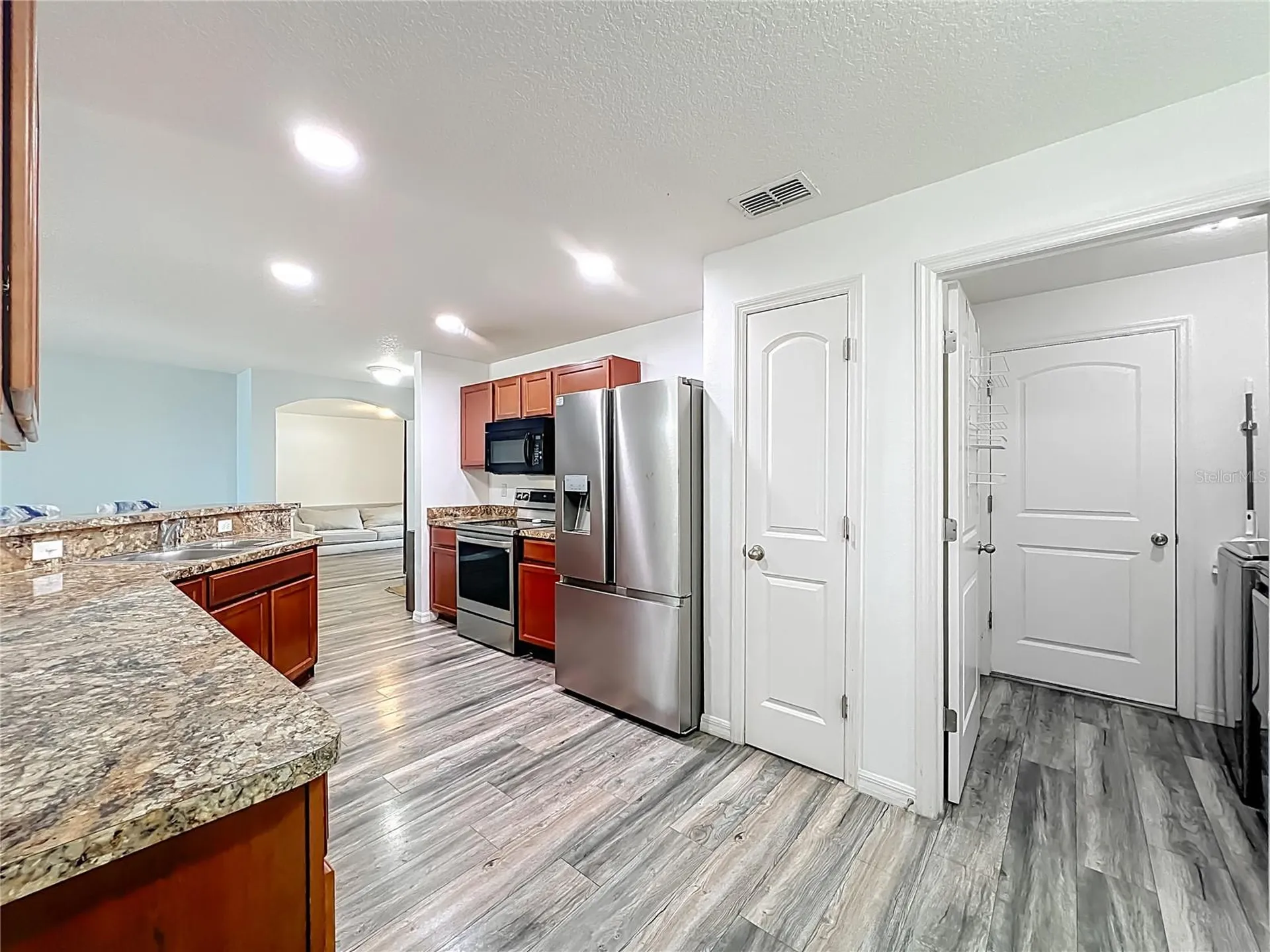 2395 Bracknell Forest Trail Tavares FL 32778