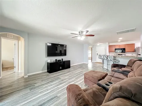2395 Bracknell Forest Trail Tavares FL 32778