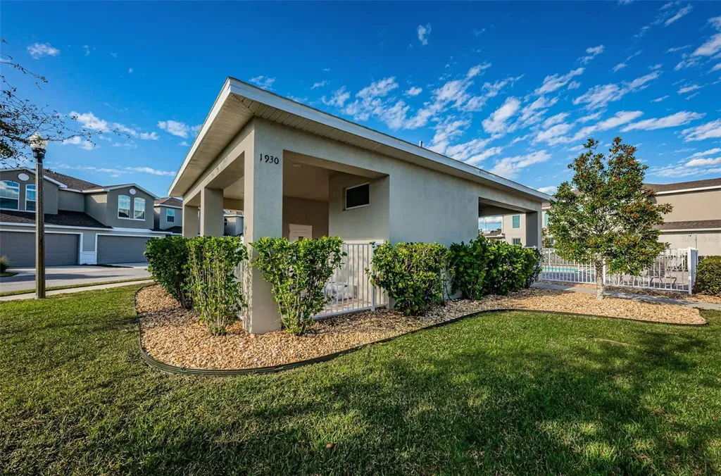 1968 Marlington Way Clearwater FL 33763