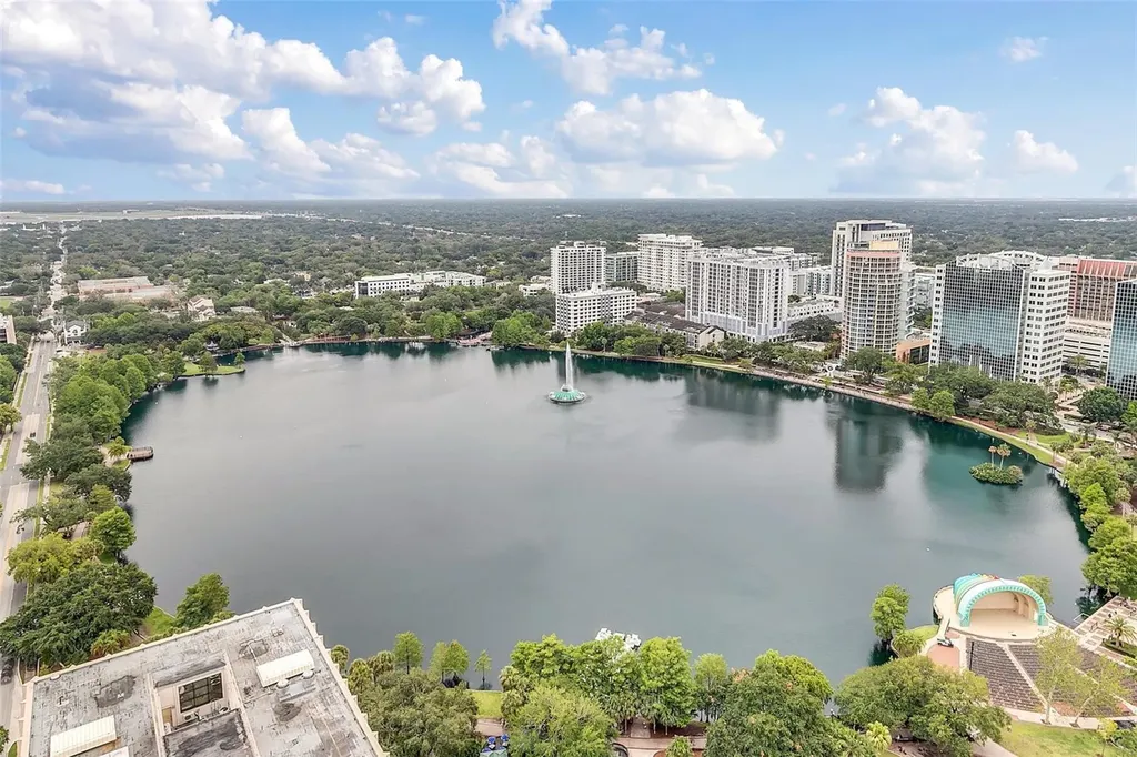 150 E Robinson Street Orlando FL 32801