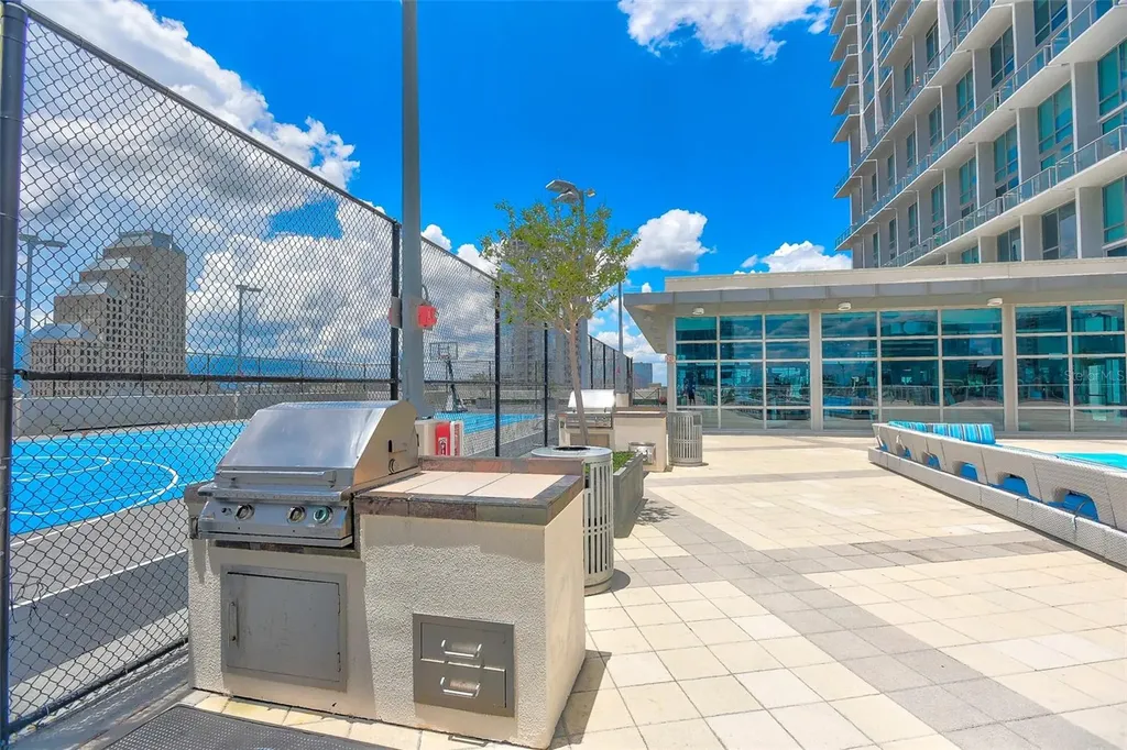 150 E Robinson Street Orlando FL 32801