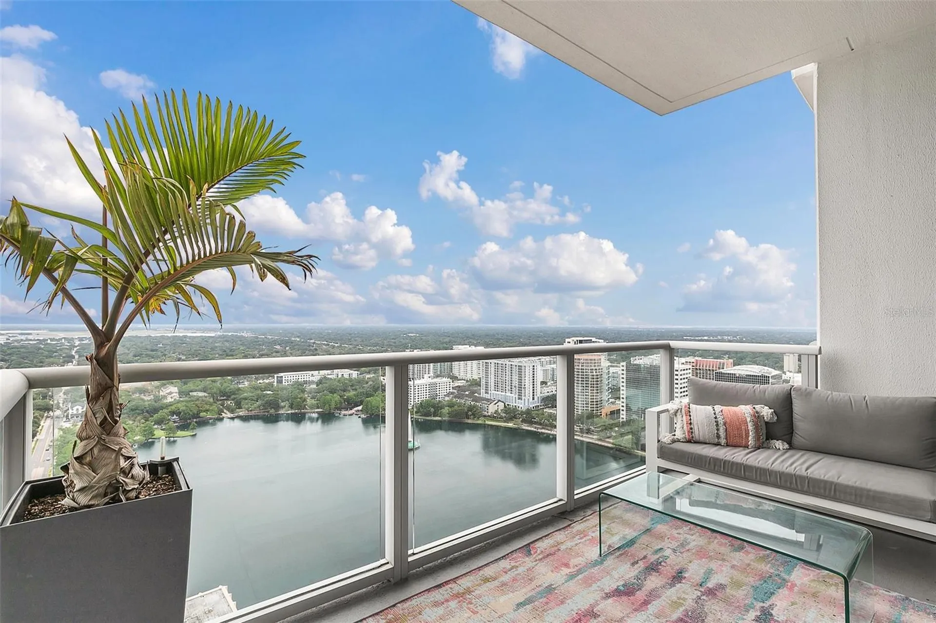 150 E Robinson Street Orlando FL 32801