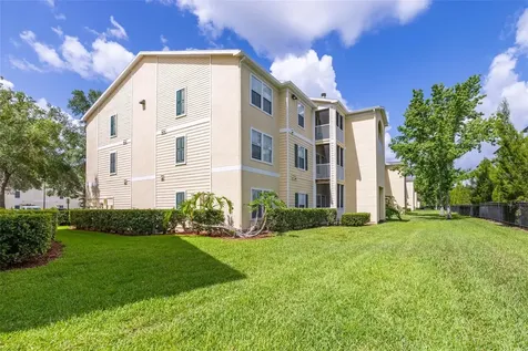 18439 Bridle Club Drive Tampa FL 33647