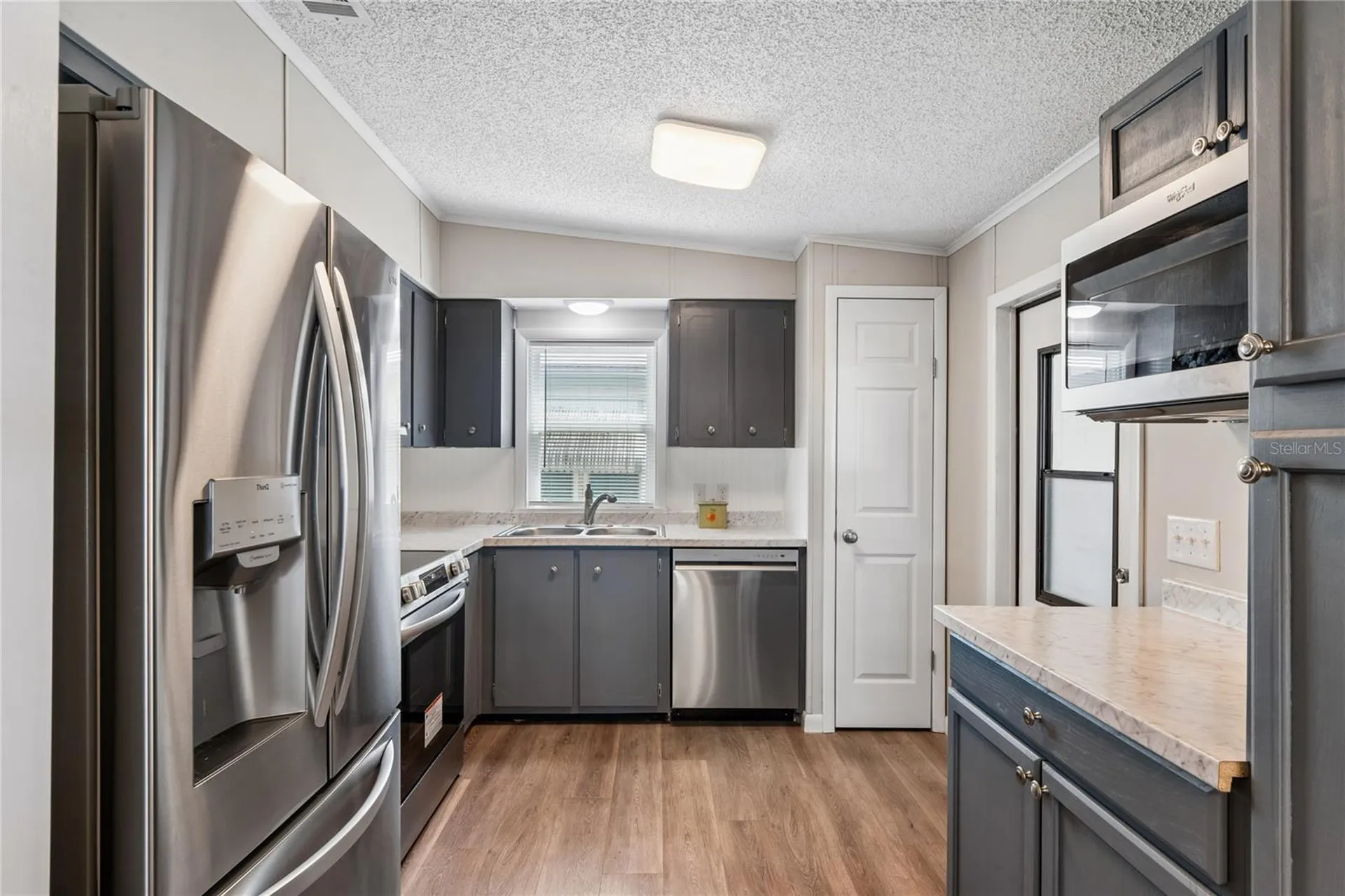 37537 Pinata Avenue Zephyrhills FL 33541