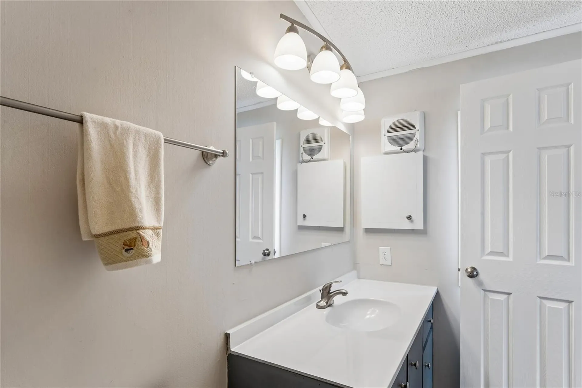 37537 Pinata Avenue Zephyrhills FL 33541