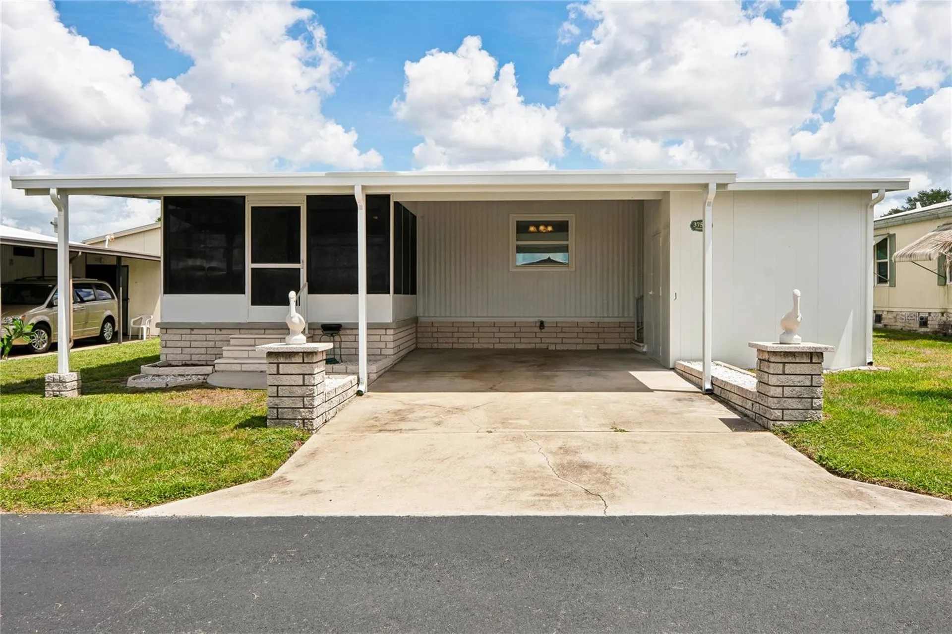 37537 Pinata Avenue Zephyrhills FL 33541