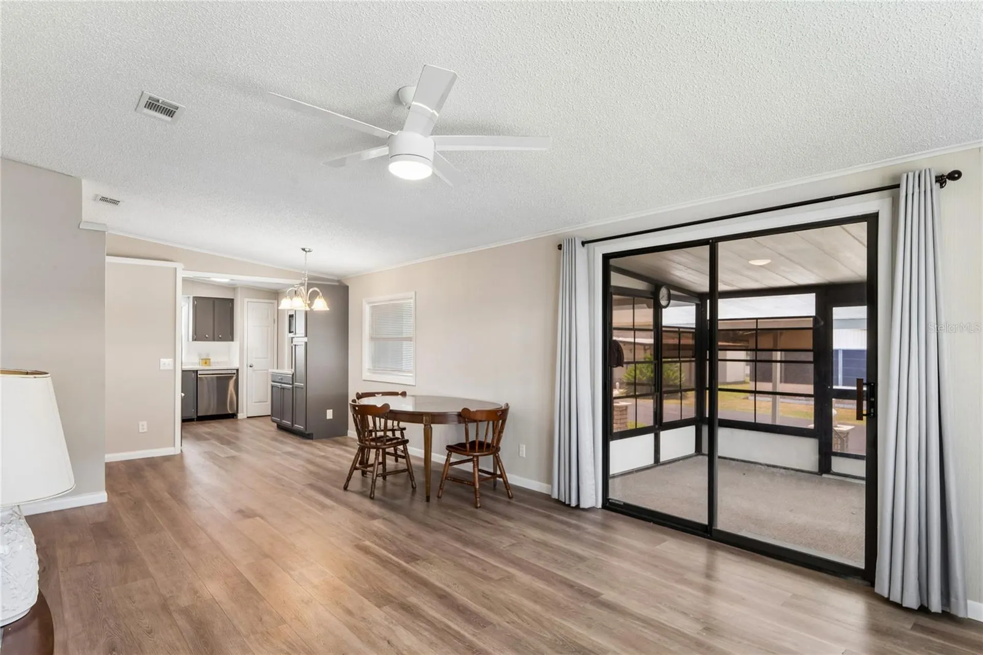 37537 Pinata Avenue Zephyrhills FL 33541
