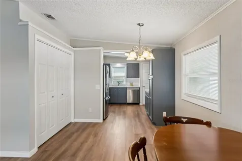 37537 Pinata Avenue Zephyrhills FL 33541