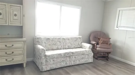 37537 Pinata Avenue Zephyrhills FL 33541