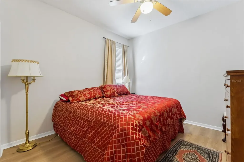 9885 Leland Drive Orlando FL 32827
