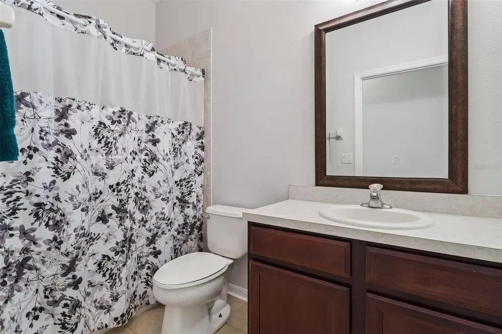9885 Leland Drive Orlando FL 32827
