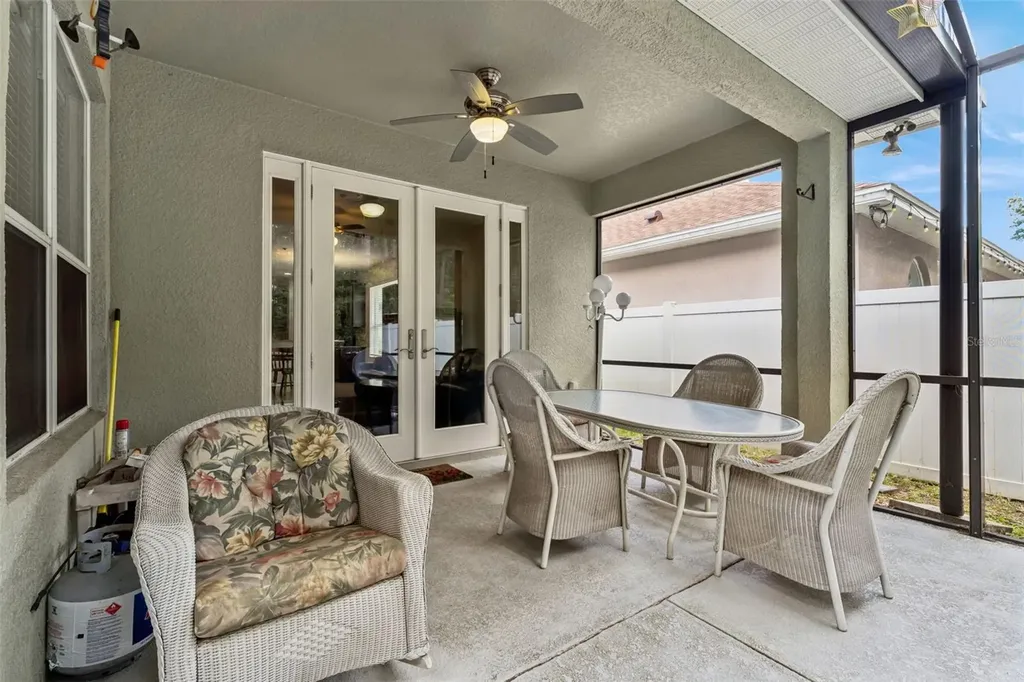 9885 Leland Drive Orlando FL 32827