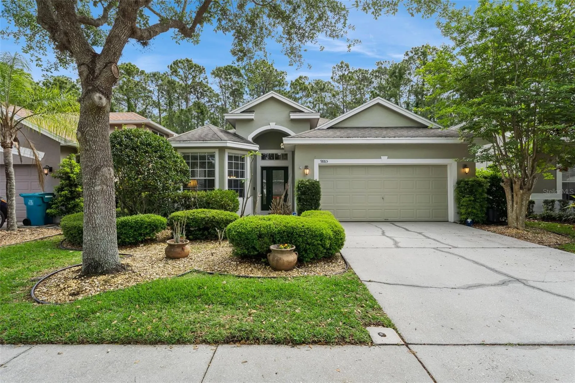 9885 Leland Drive Orlando FL 32827