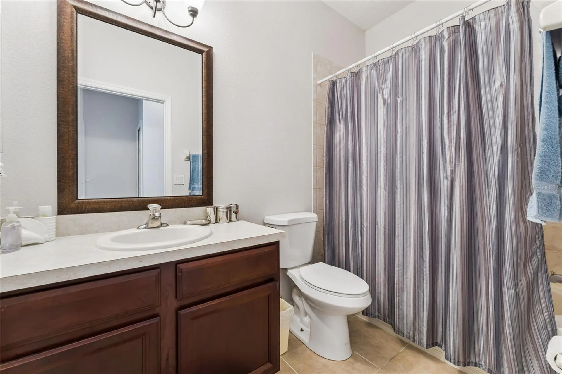 9885 Leland Drive Orlando FL 32827
