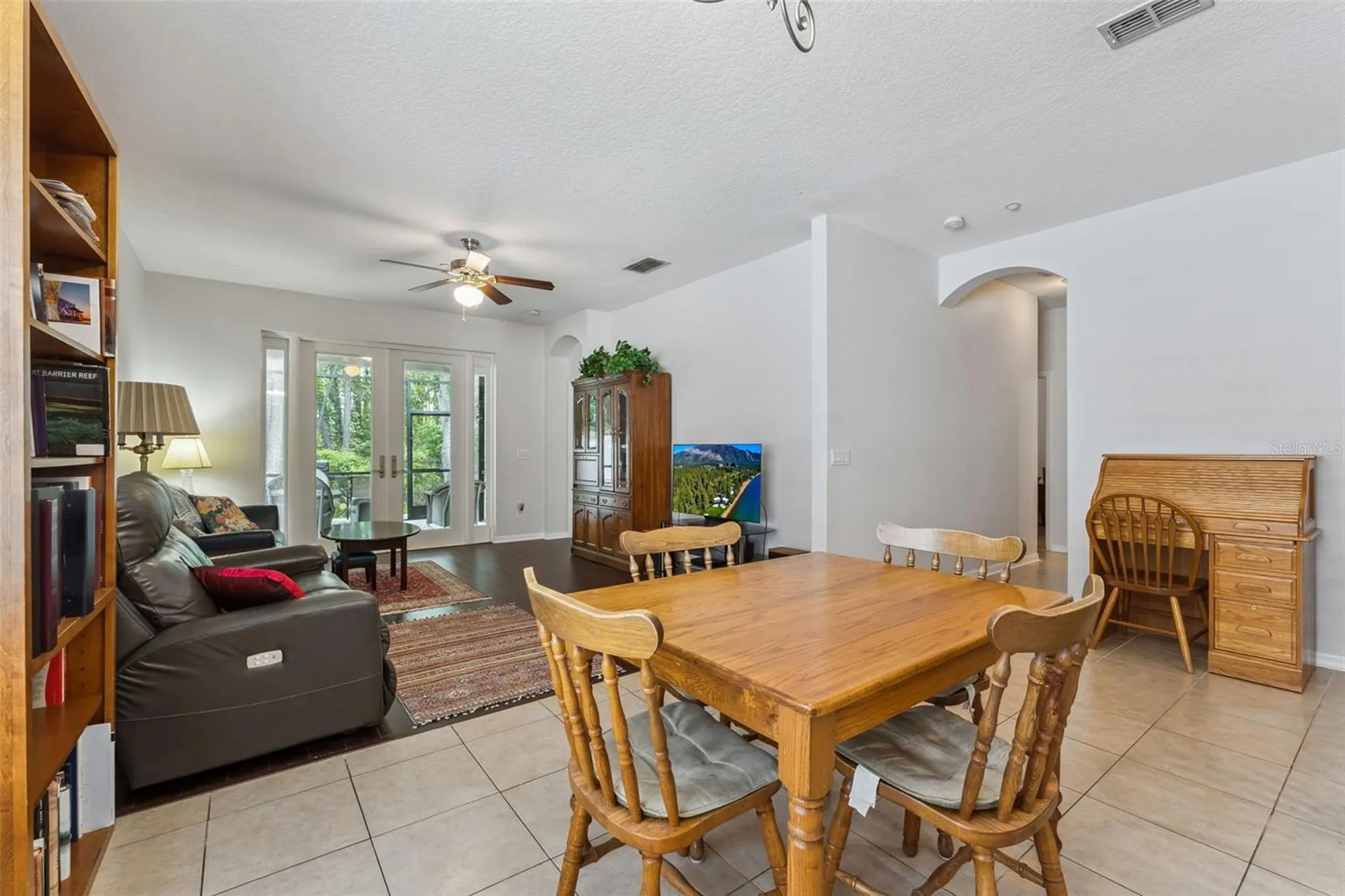 9885 Leland Drive Orlando FL 32827
