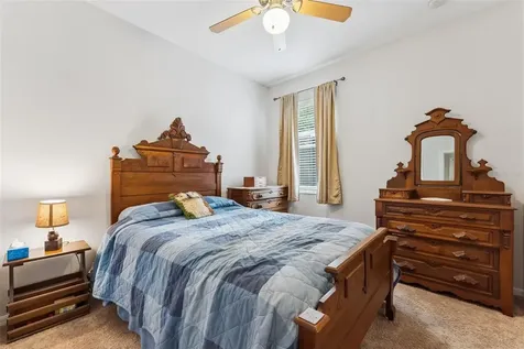 9885 Leland Drive Orlando FL 32827