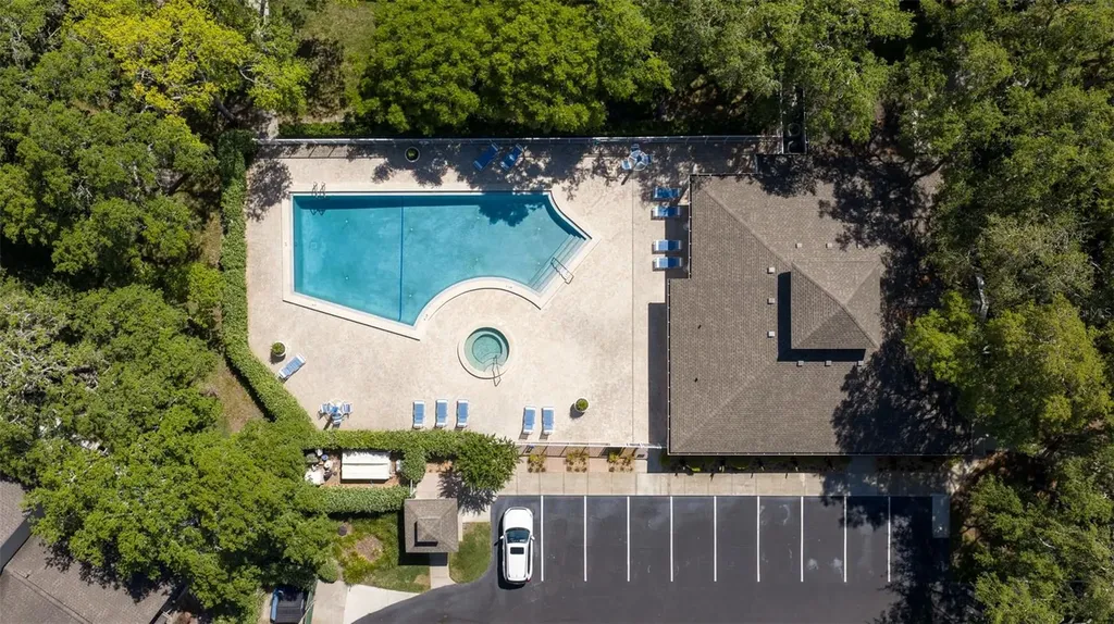 5100 Burchette Road Tampa FL 33647