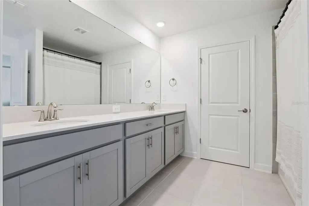 9787 Introduction Way Orlando FL 32832