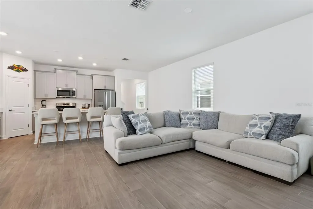 9787 Introduction Way Orlando FL 32832