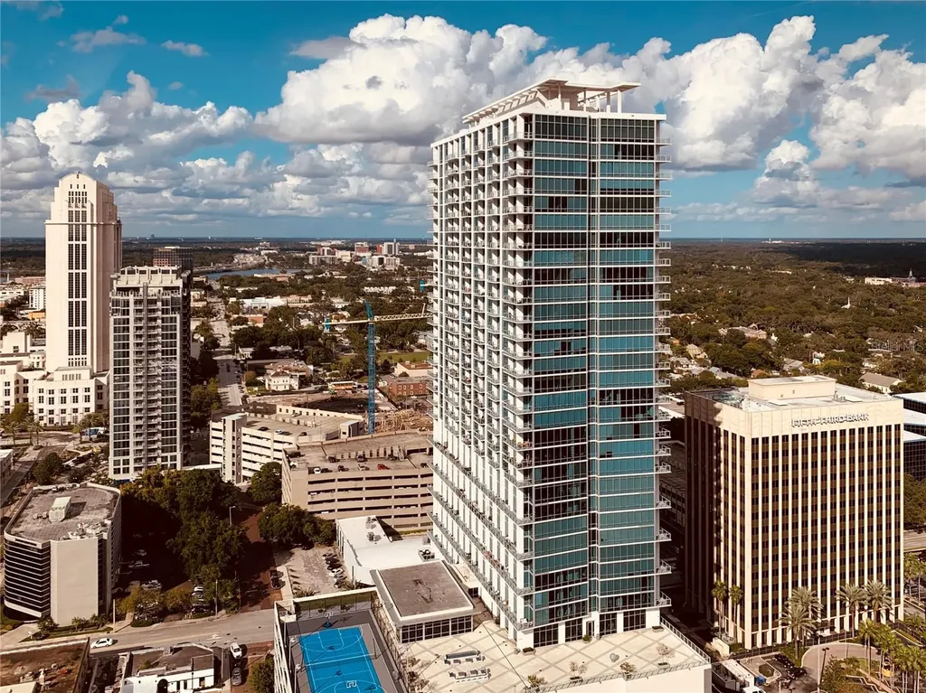 150 E Robinson Street Orlando FL 32801