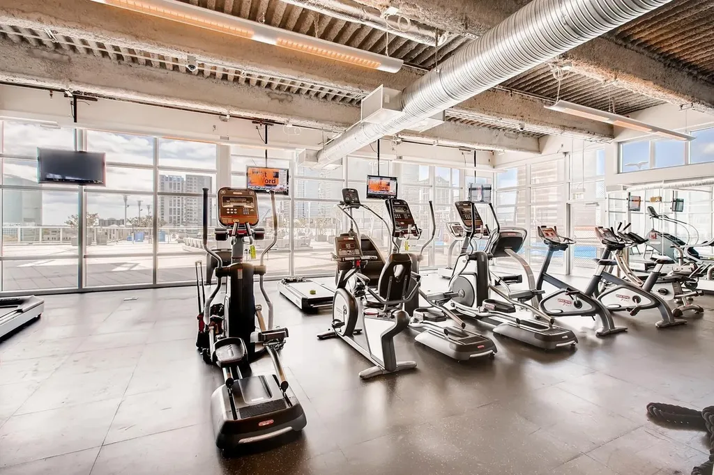 150 E Robinson Street Orlando FL 32801