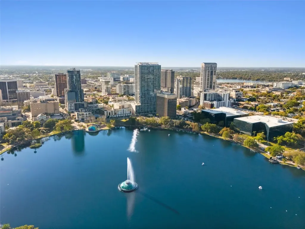 150 E Robinson Street Orlando FL 32801