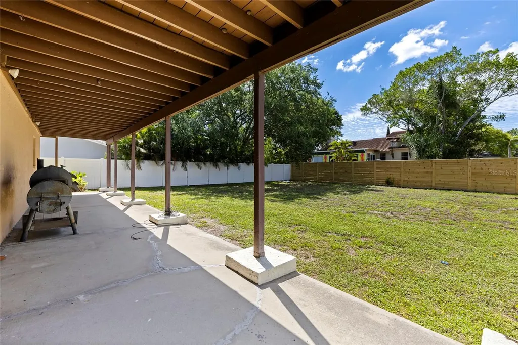 334 Crosswinds Drive Palm Harbor FL 34683