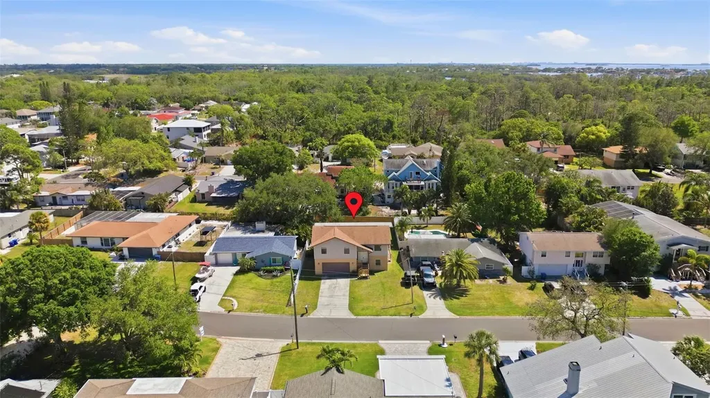 334 Crosswinds Drive Palm Harbor FL 34683