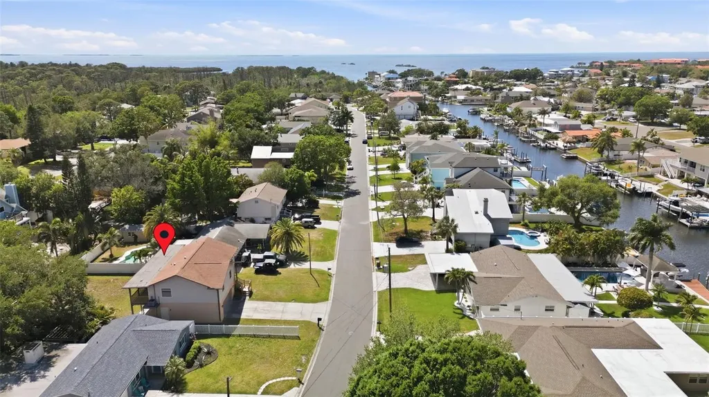 334 Crosswinds Drive Palm Harbor FL 34683